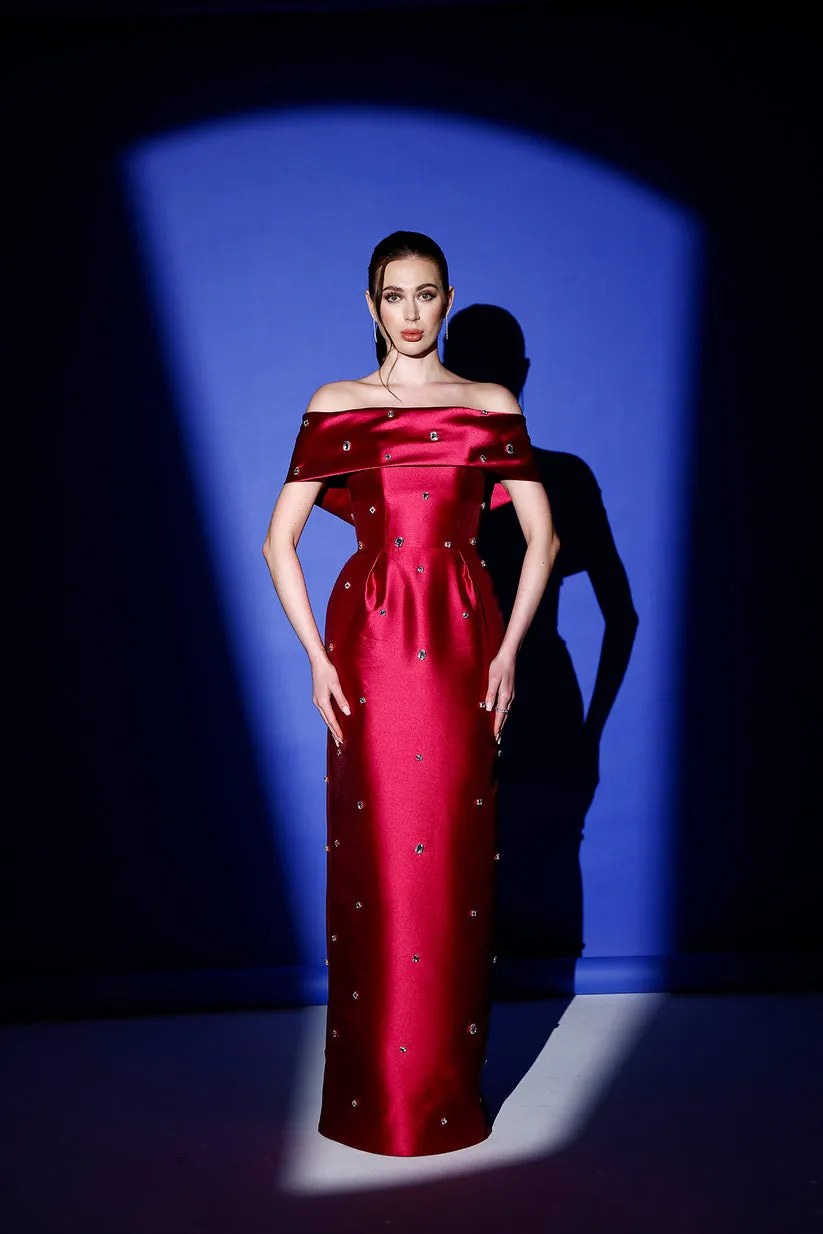𝐆𝐈𝐒𝐄𝐋𝐋𝐄 Low Shoulder Embroidered Mikado Evening Dress T56743