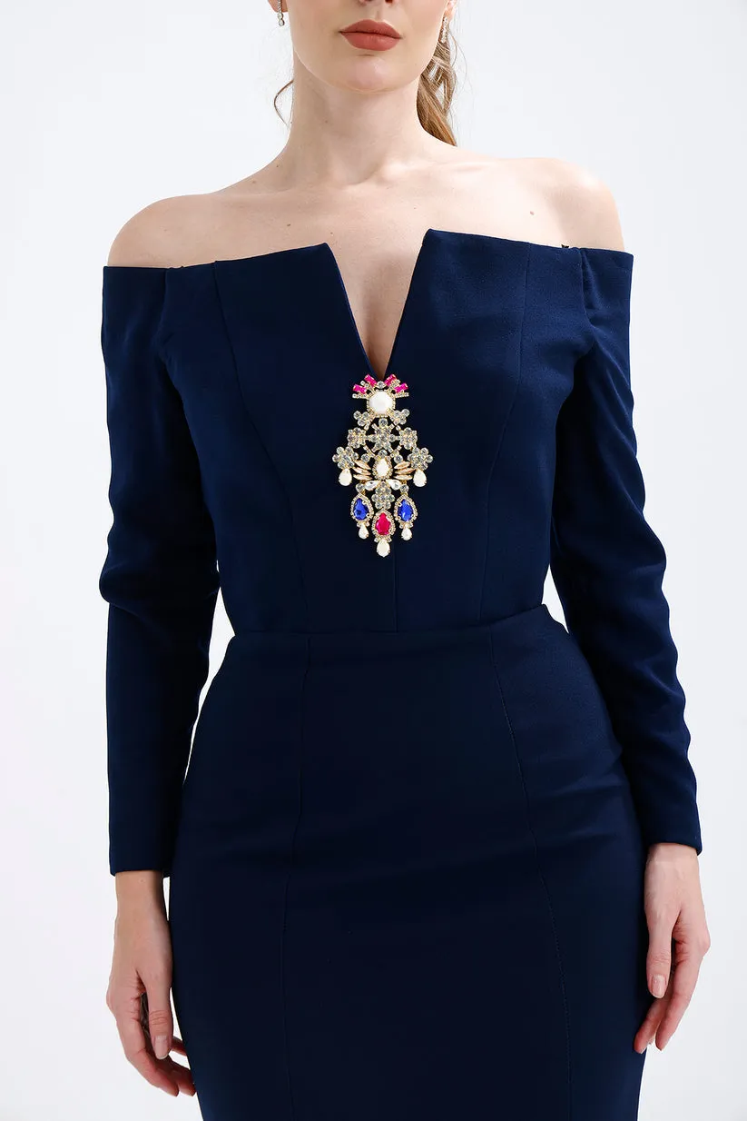 𝐌𝐄𝐋𝐎𝐍𝐈 Stone Accessory Off Shoulder Long Sleeve Fish Cut Crepe Long Evening Dress-T56732