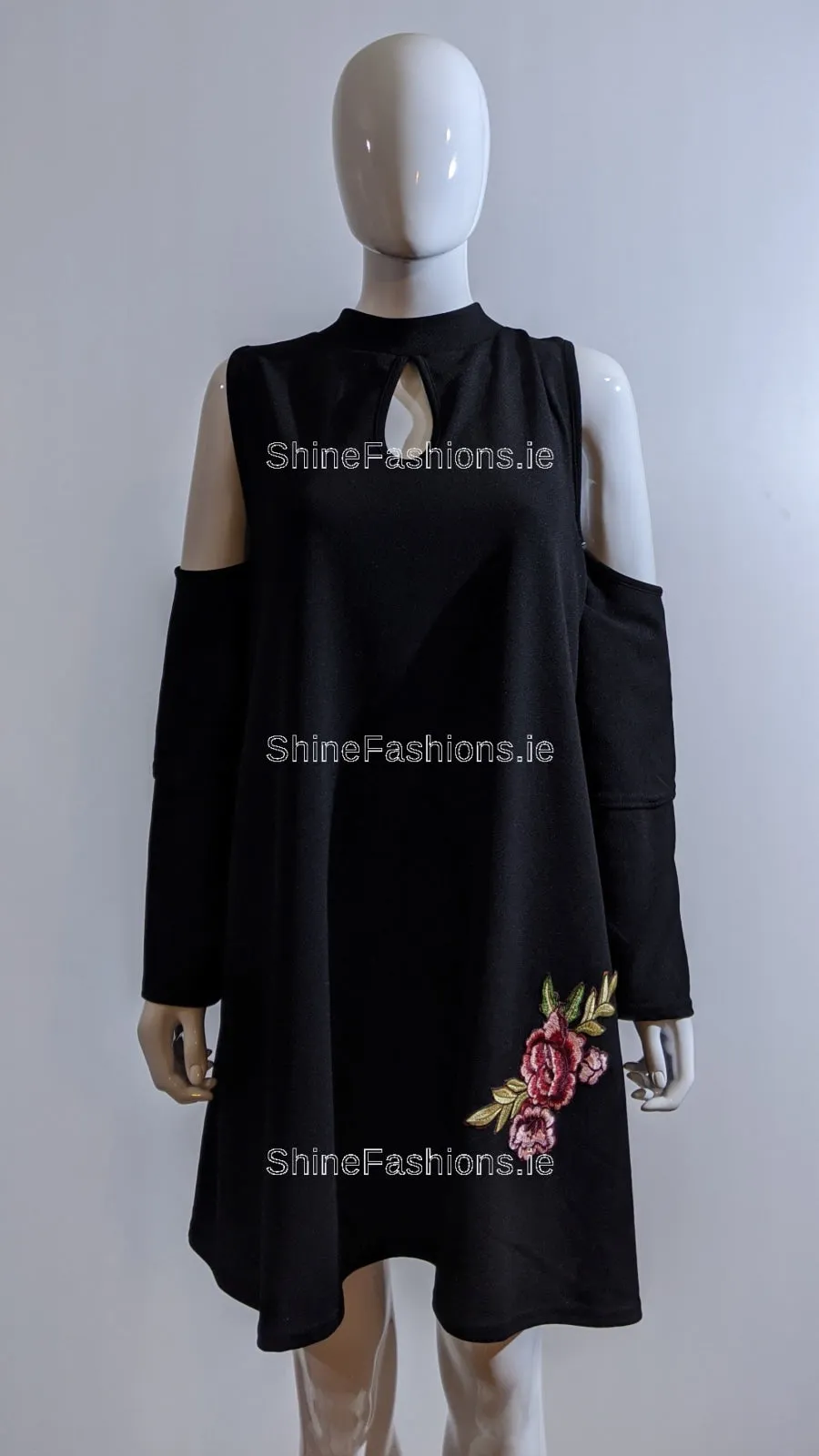 Black Shoulder Cut Flower Design Top