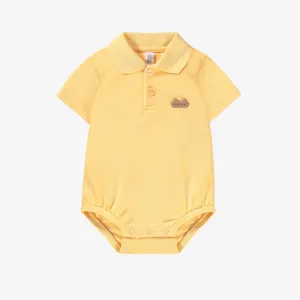 Cache-couche jaune en piqué avec col polo, naissance || Yellow bodysuit in piqué with polo neck, naissance