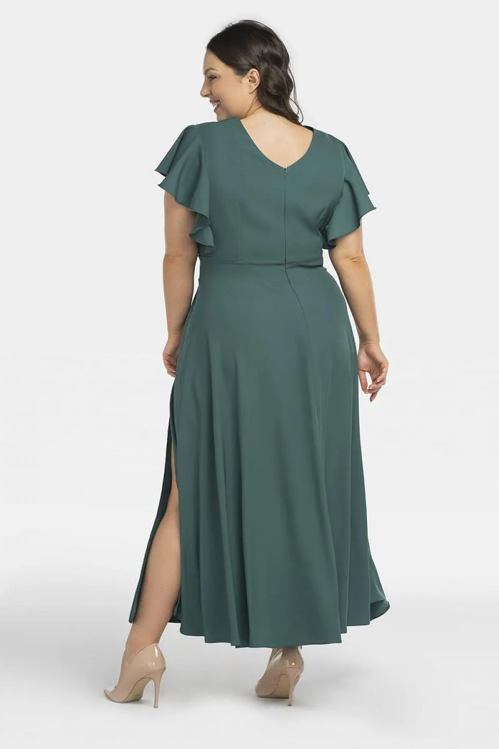 Elegance Redefined: The Aksena Dress - A Flared, Flawless Fit for Every Occasion