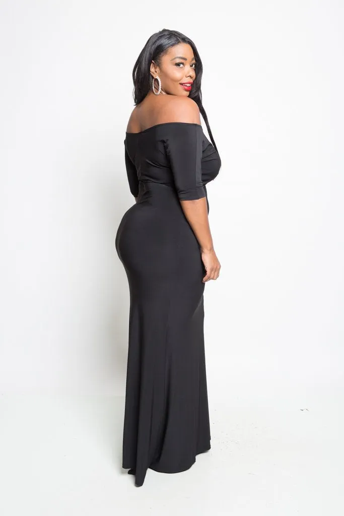 Plus Size Classic Off-Shoulder Solid Maxi Dress