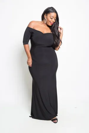Plus Size Classic Off-Shoulder Solid Maxi Dress
