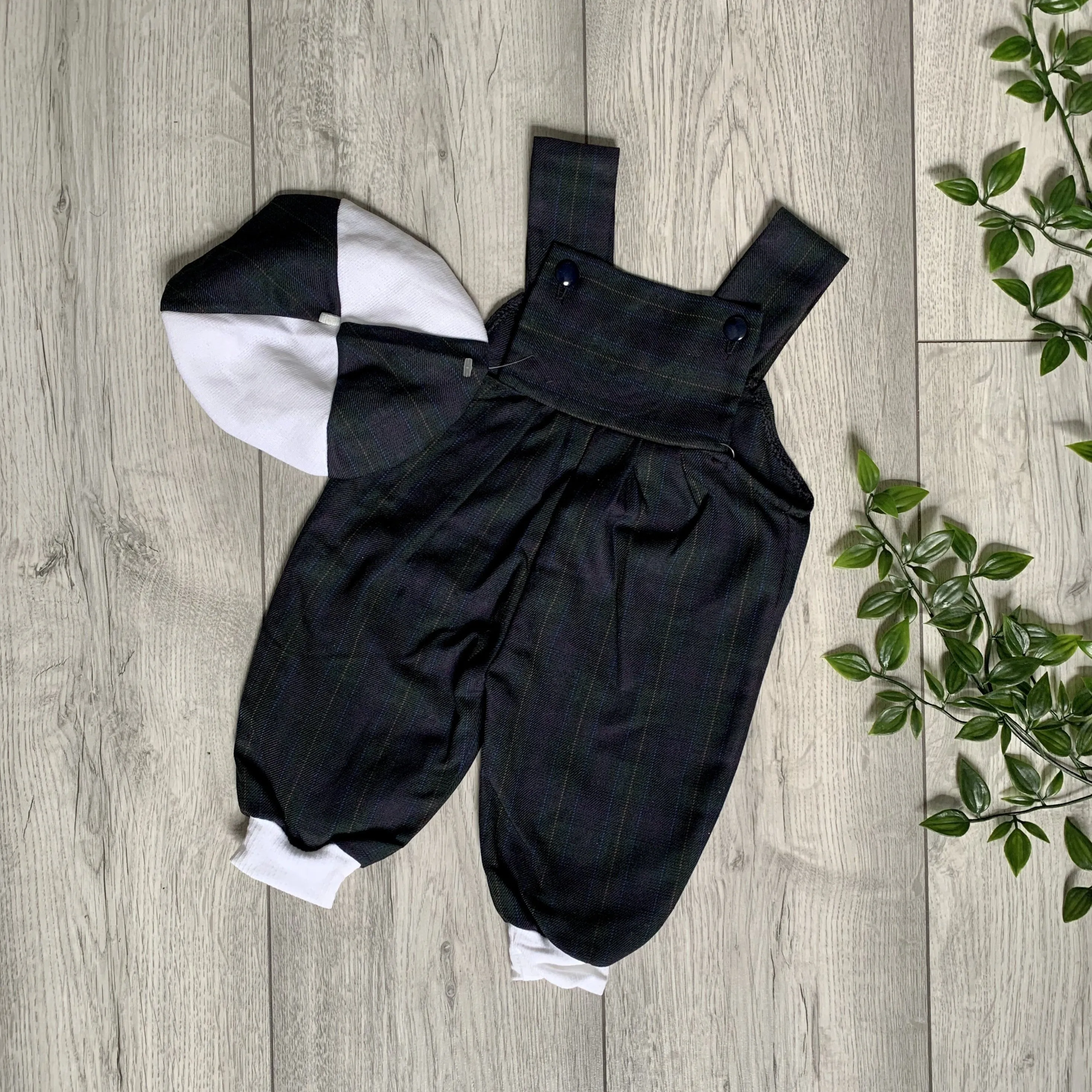 Preppy Scottish Tartan Baby Romper Set With Hat