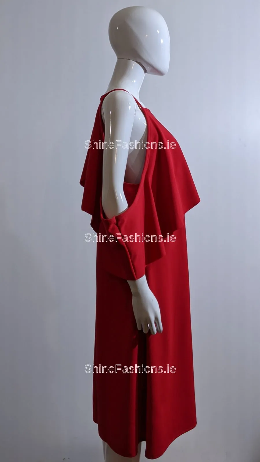 Red Shoulder Cut Layered Sleeve