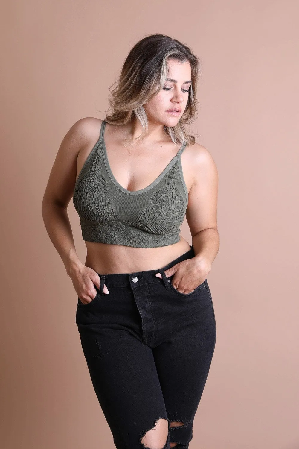 Seamless Padded Textured Brami Plus - 6 colors