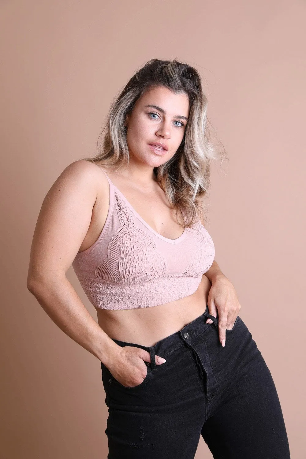 Seamless Padded Textured Brami Plus - 6 colors