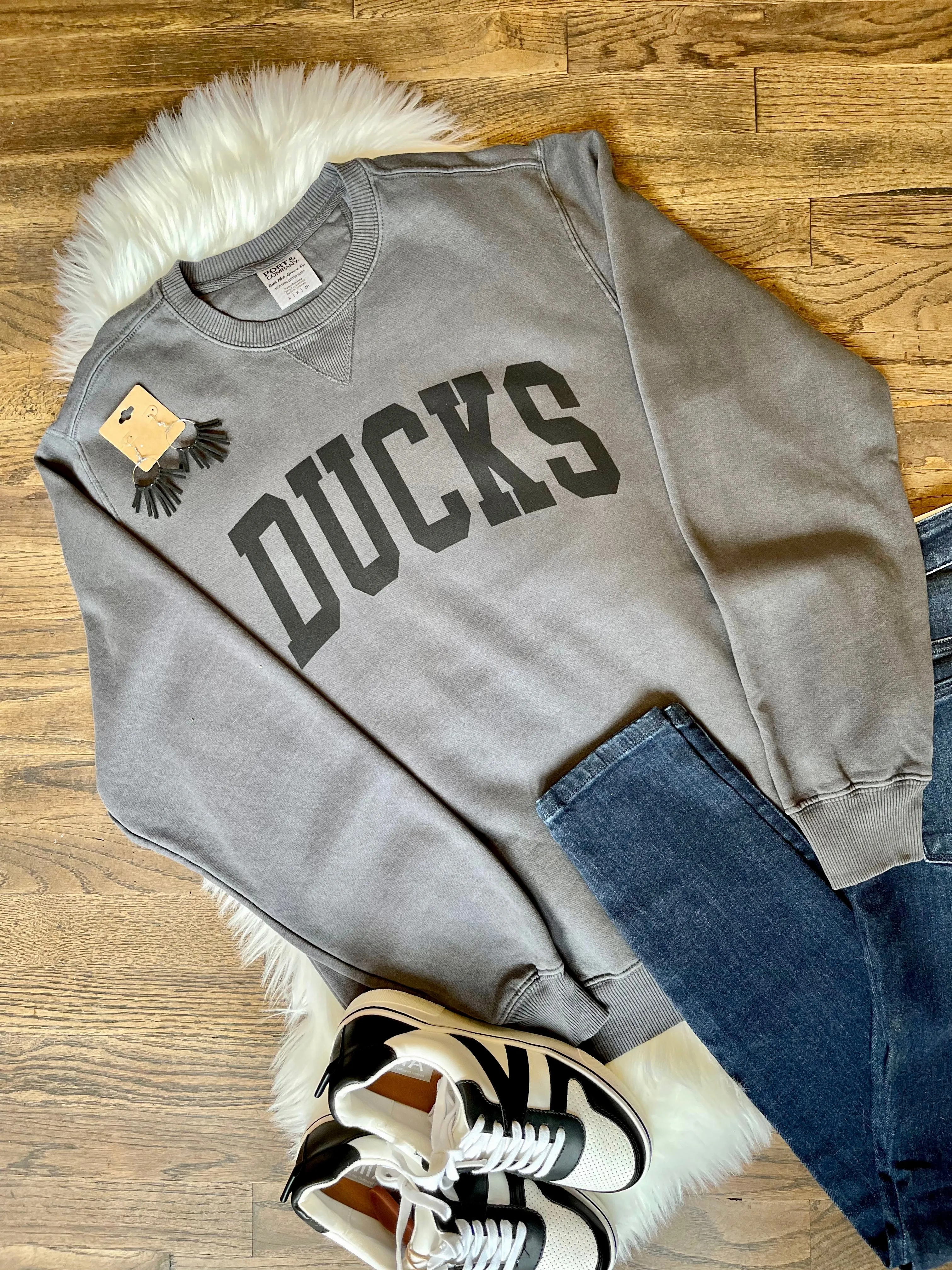 SS Preppy Mascot Pullover || Ducks on Gray
