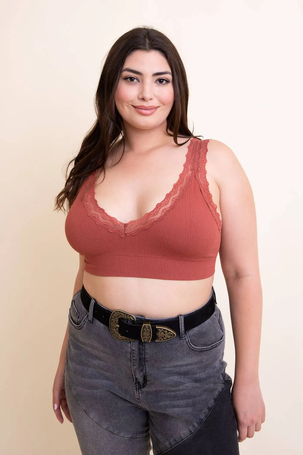 Trendy Lace Trim Bralette: White